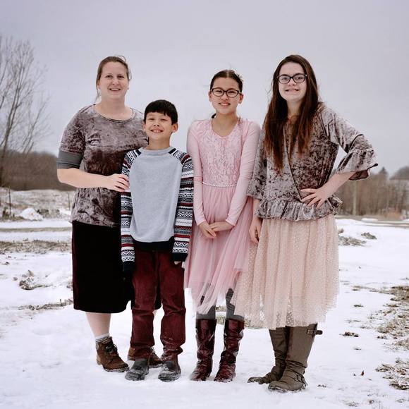 Meet your Posher, Rachel - Picture 3 of 3